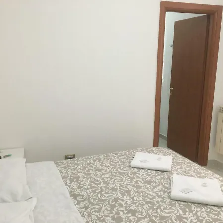 Palazzo Del Carmine 3* Bari