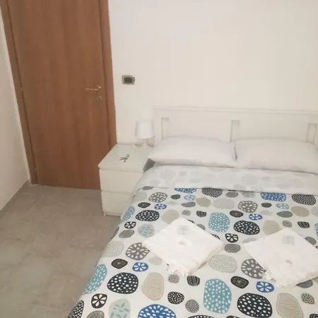 Pensionat Palazzo Del Carmine Bari